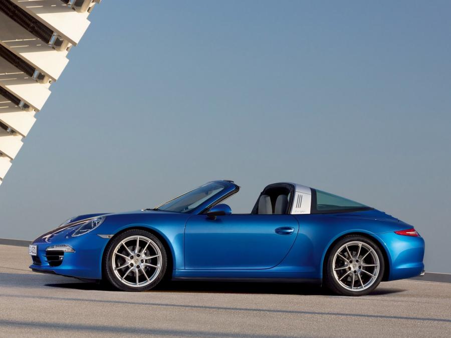  Porsche 911 Targa 4 2014 года  (фото 15 из 18)